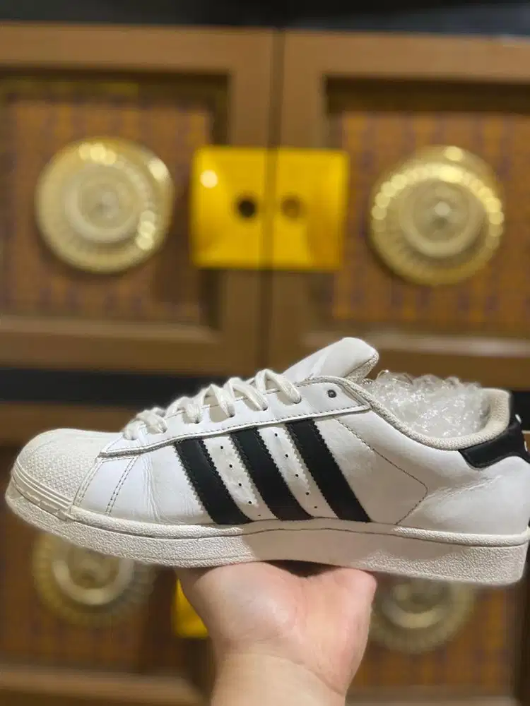 Adidas Superstar Original size 43