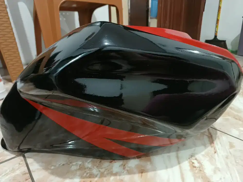 COVER TANKI CBR 150R