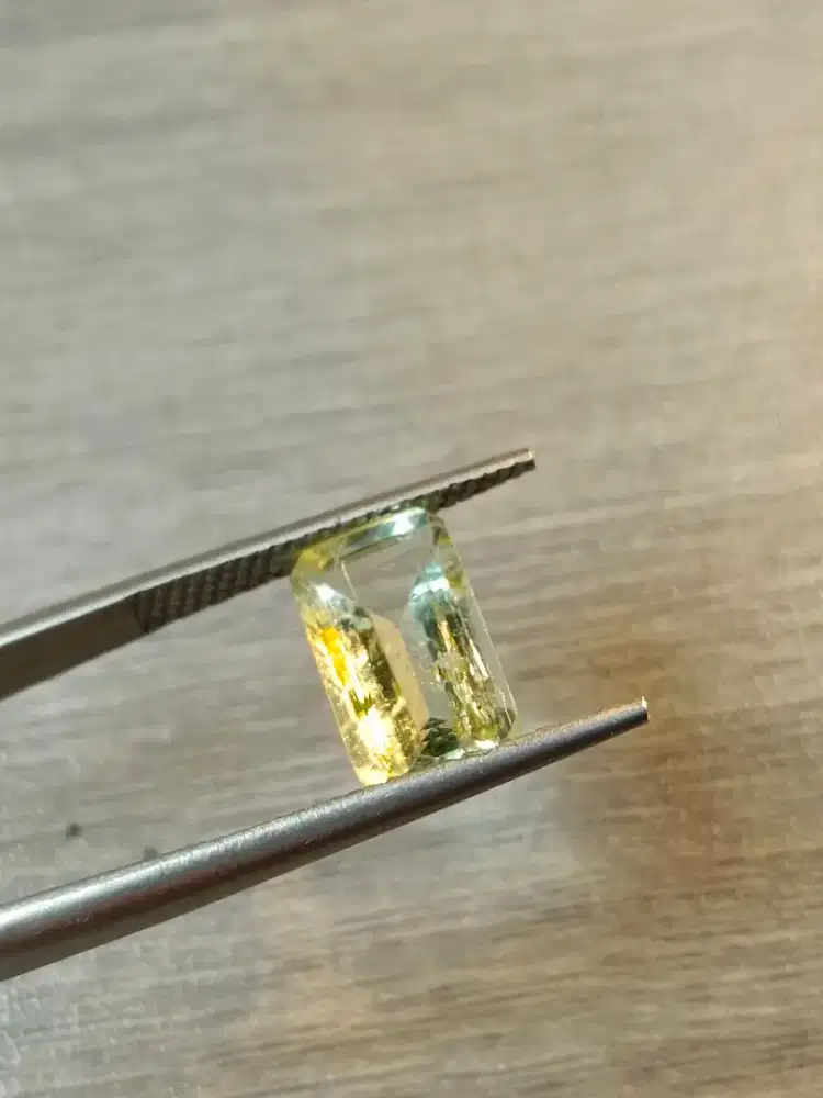 Natural Heliodor Beryl(zamrud kuning)