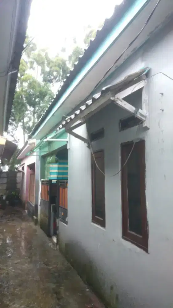 Jual Rumah semi vila Murah, SHM Atas Nama Sendiri