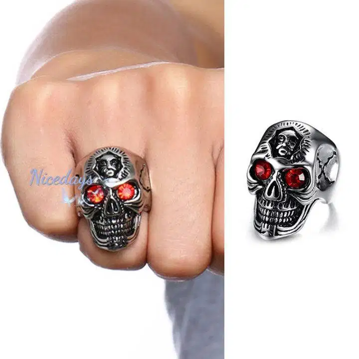 Cincin Tengkorak