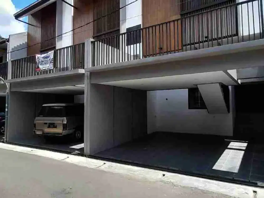 Rumah gaya Japan Di Jl Sekelimus dekat mall Tent Avenue