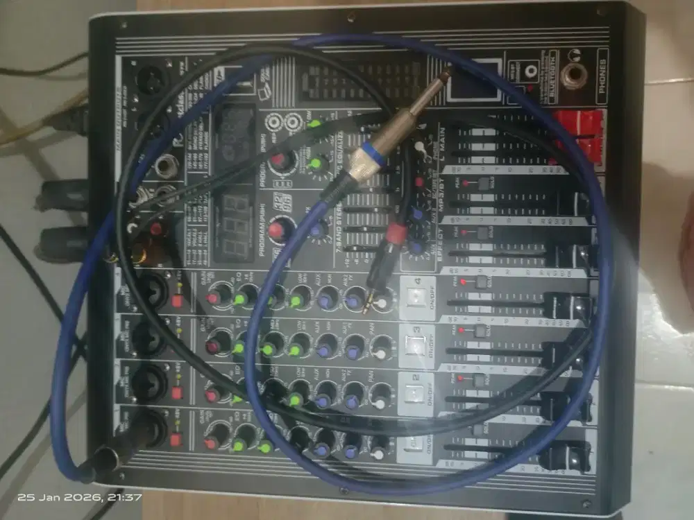 Mixer Firstclass 4 chanel kontak2