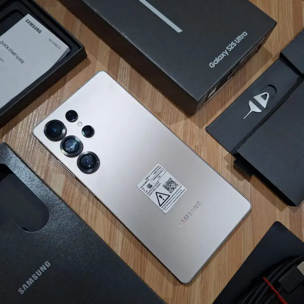 Samsung Galaxy S25 Ultra 12/512 SEIN Fullset