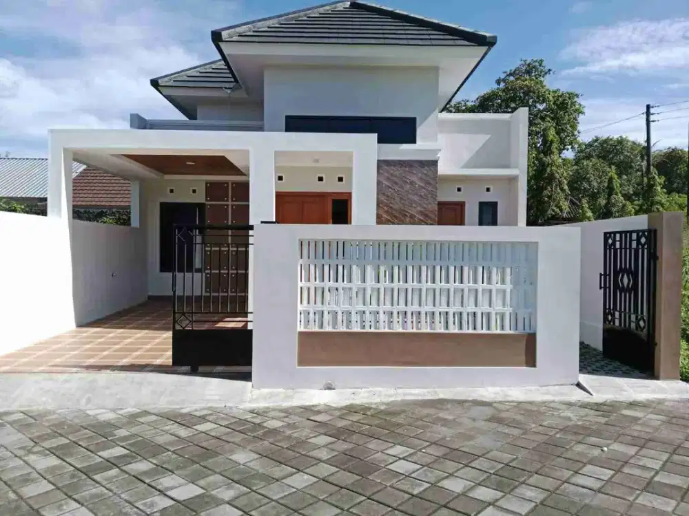 Rumah dalam perumahan dekat jalan tajem stadion maguwoharjo