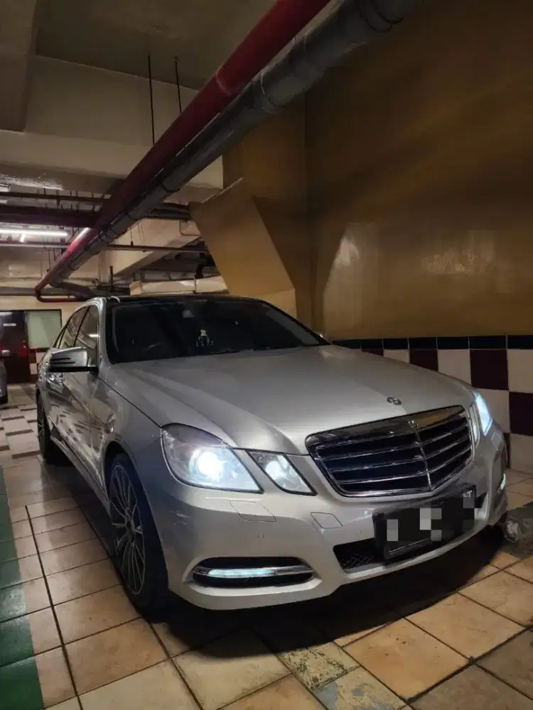 Dijual Mercedes Benz E300 W212 Avantgarde 2011