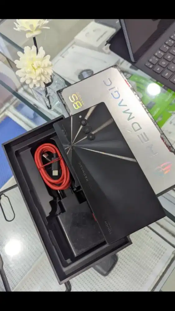 Redmagic 8s pro 12/256 gb fullset original