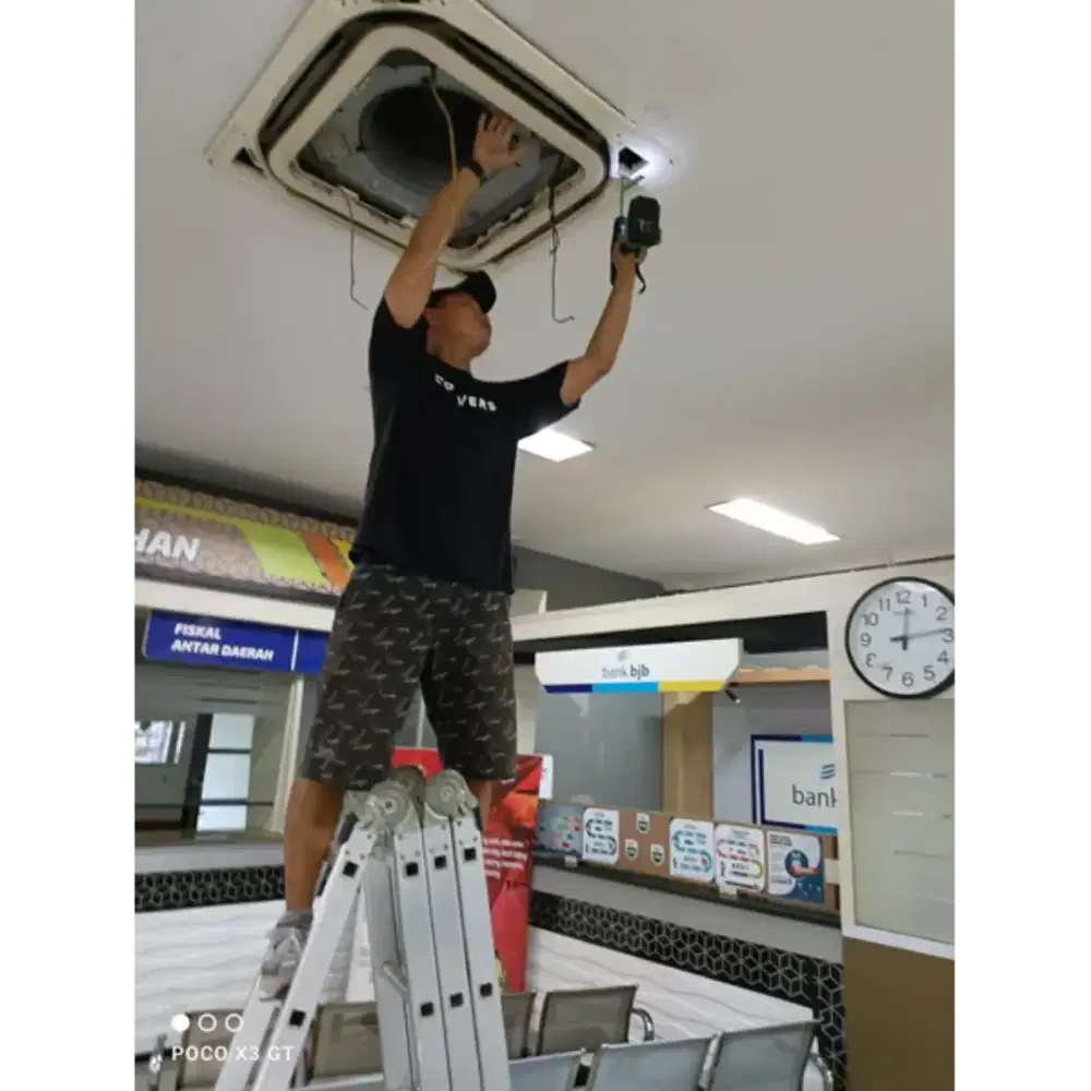 Service Ac,Kulkas,Pompa Air,Mesin Cuci dan Bongkar Pasang AC.