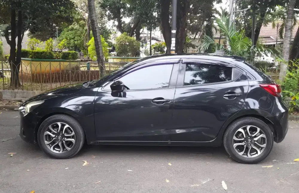 Mazda2 Manual R 2016