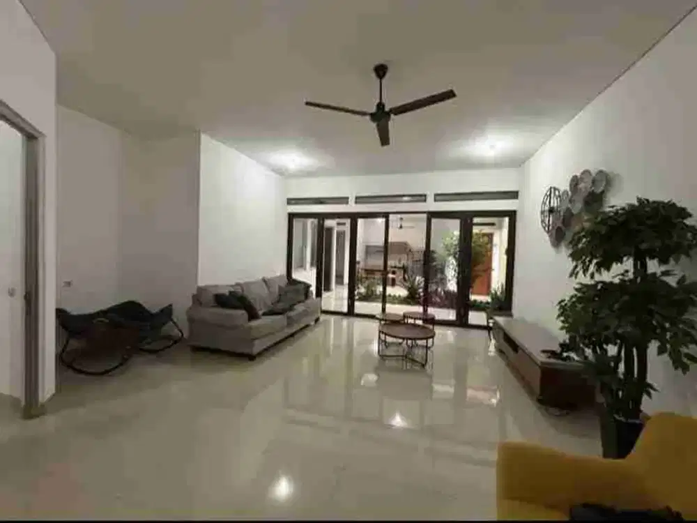 Disewakan Rumah Siap Huni Lingkungan Tenang