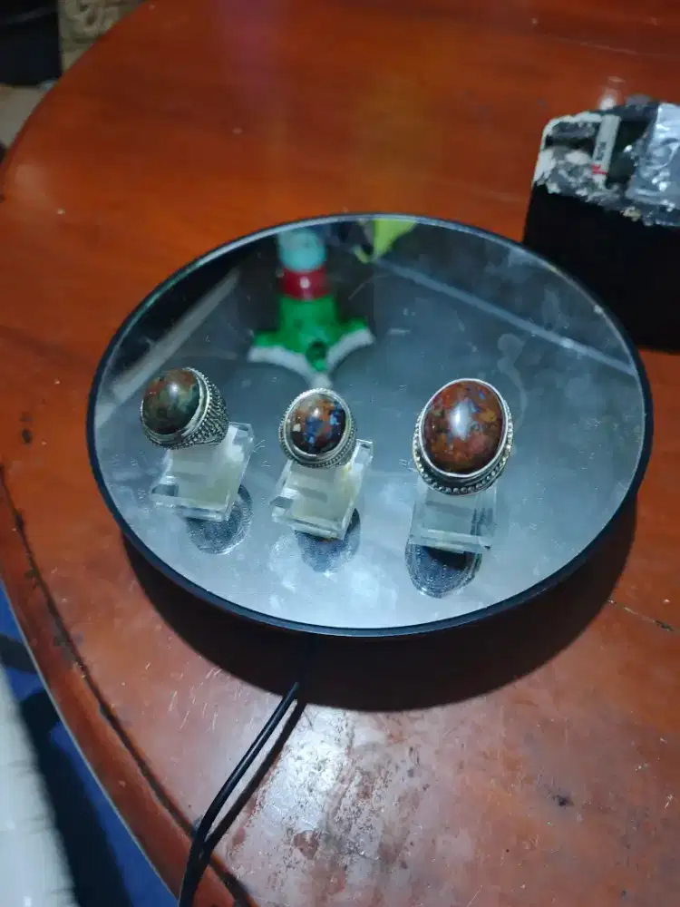 Batu cincin pancawarna