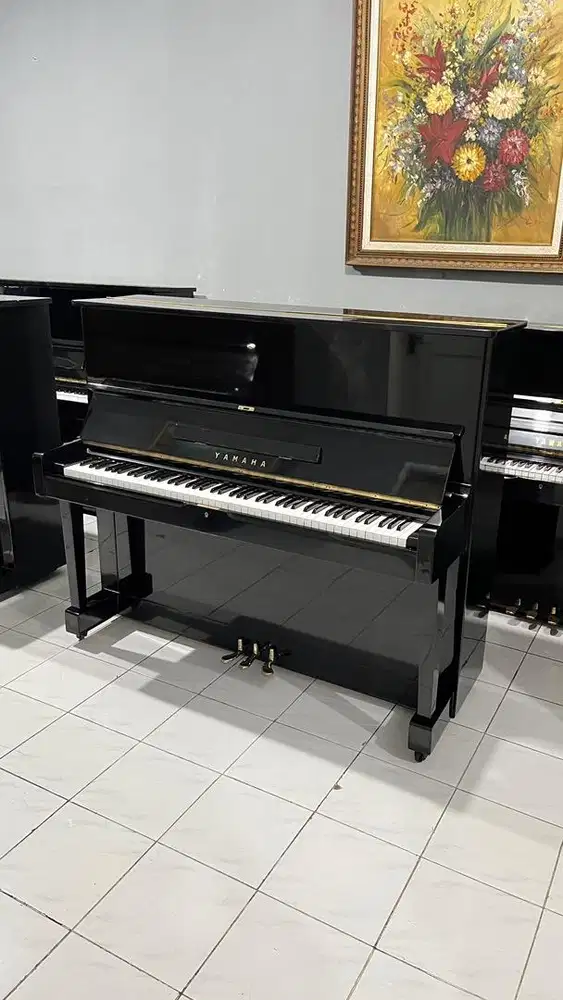 Piano Yamaha U2