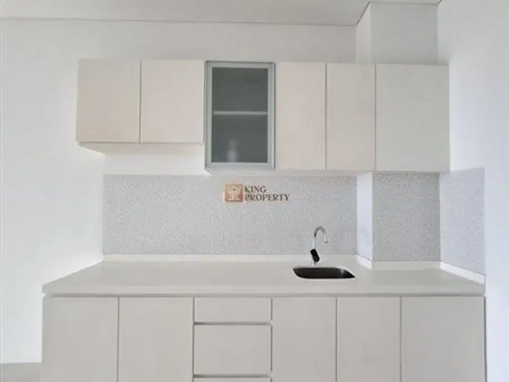 Strategis Sewa 2BR Unfurnished di Grand Madison Akses ke Mall Central Park, Taman Anggrek, Neo Soho Fasilitas Kolam Renang, Gym, Taman