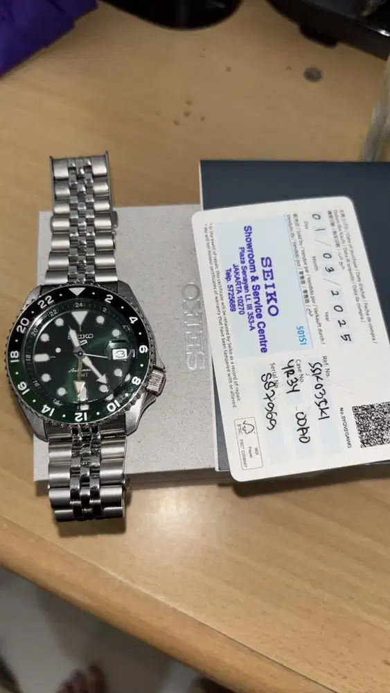 seiko 5 GMT automatic