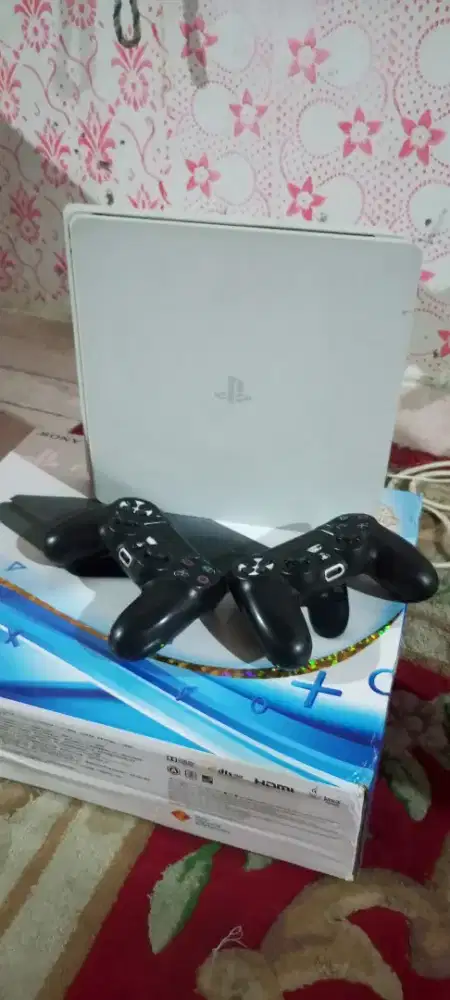 PS4 SLIM ORIGINAL 1 TB