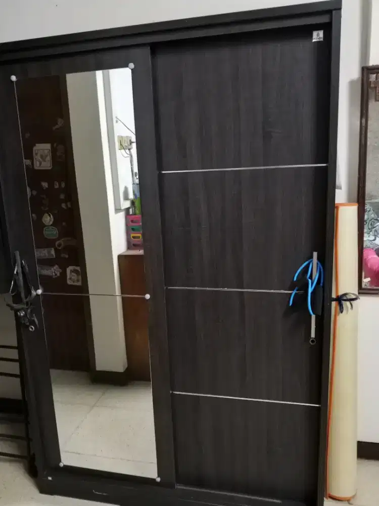 Lemari Baju merk Olympic