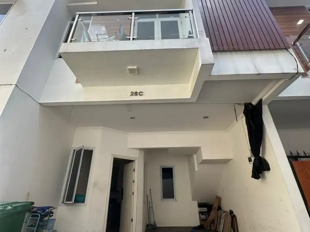 Rumah Cluster Full Furnish Di Cempaka Putih Tengah