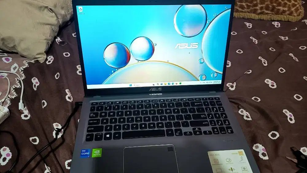 ASUS X515 INTEL i7 CORE