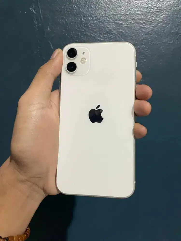 IPHONE 11 64GB BATANGAN