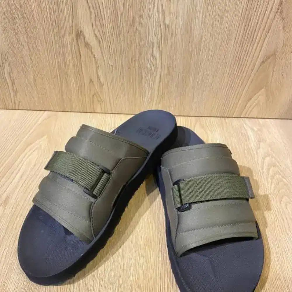 tala slip on ORI EIGER