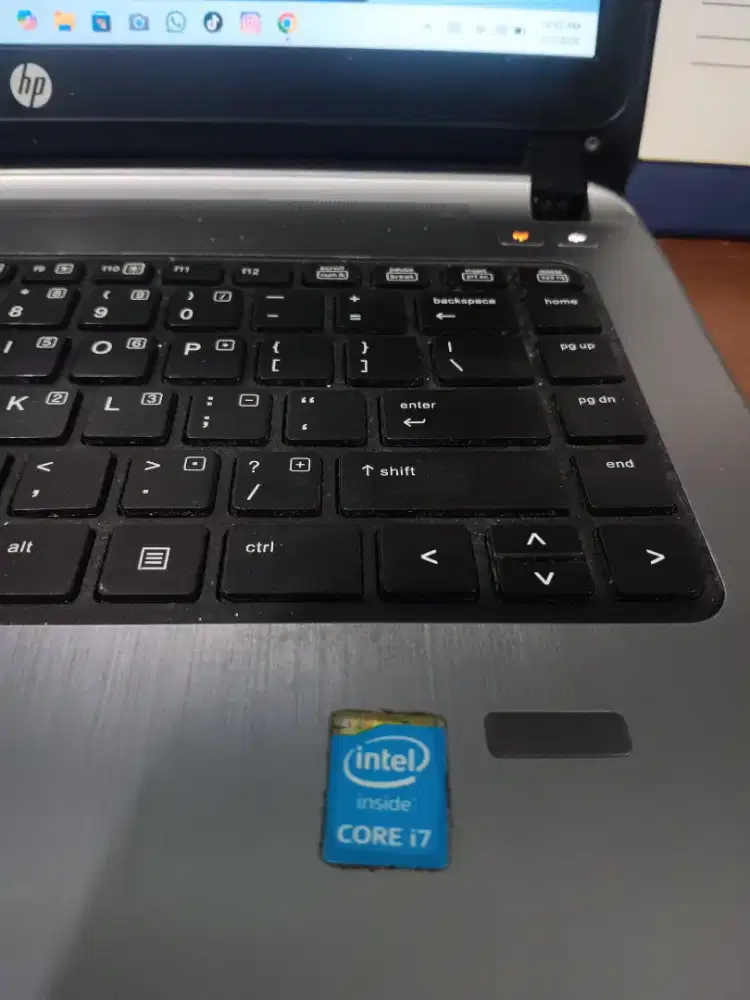 Laptop HP Slim i7 gen 5 SSD