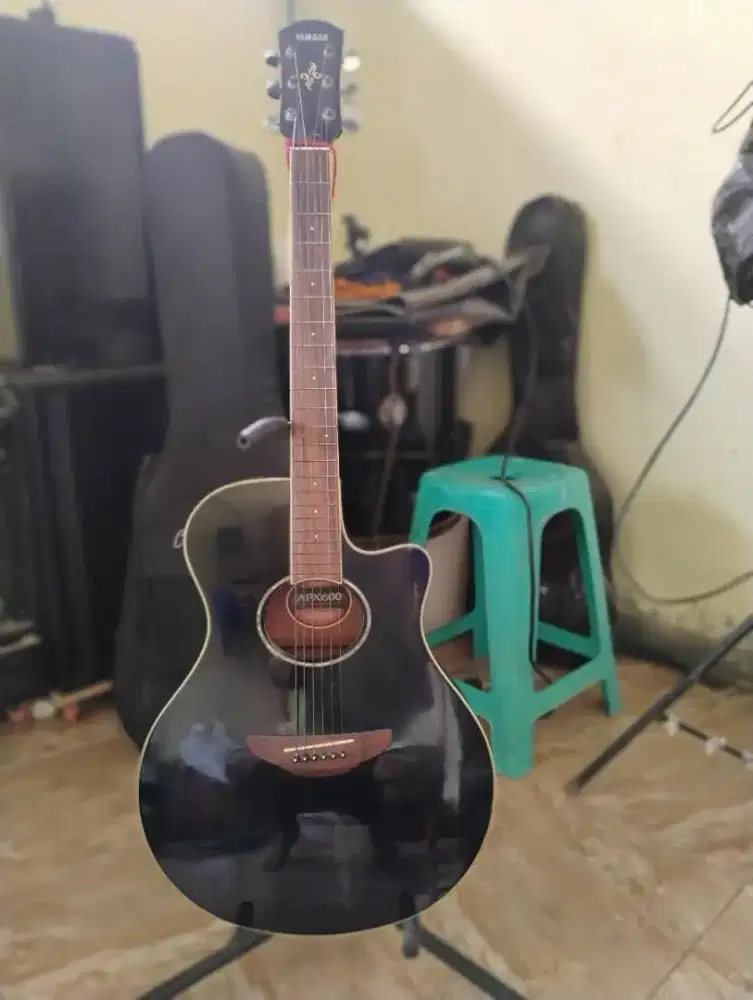 Yamaha APX 600 original