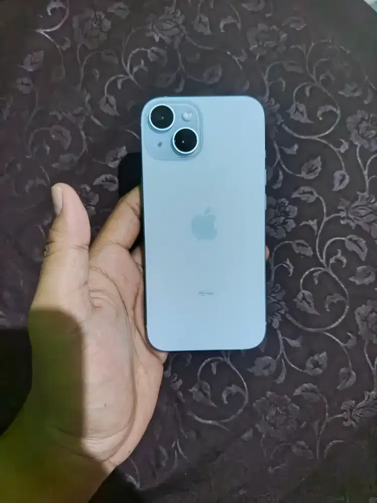 Iphone 15 IBOX 128 GB pemakaian singkat