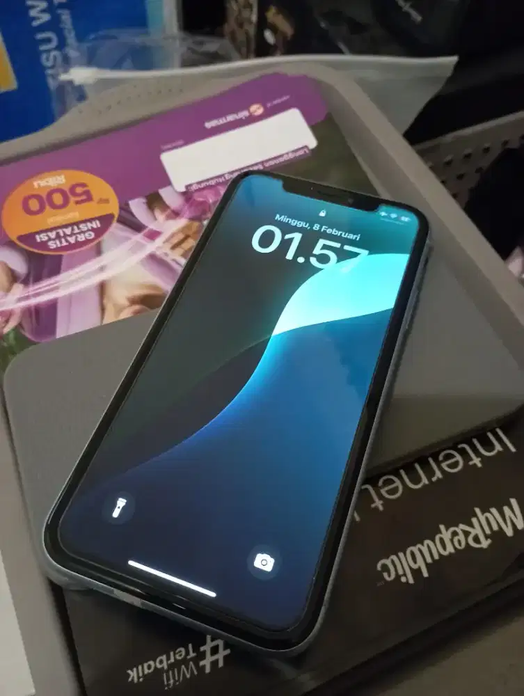 Iphone XR 128 inter like new