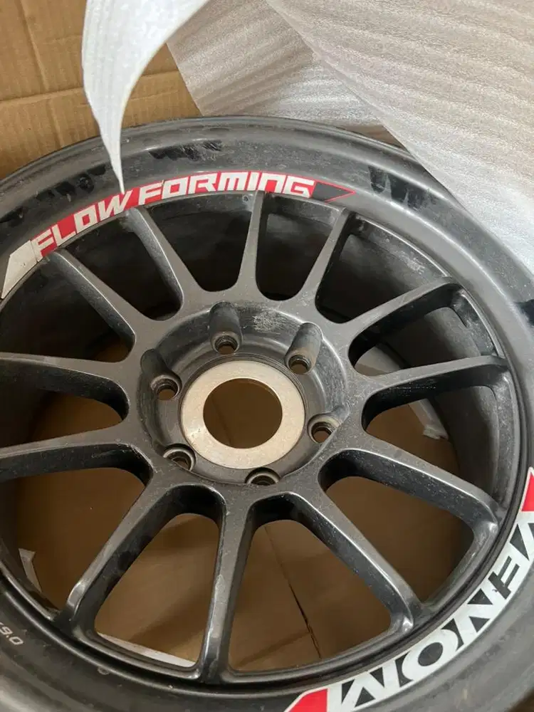 VELG LENSO VENOM ORIGINAL THAILAND RING 18 Bekas Pejero