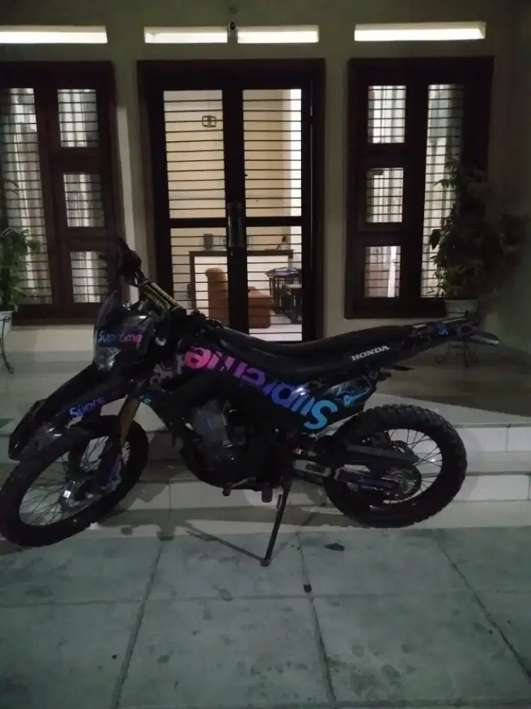 Di jual Honda crf 2021