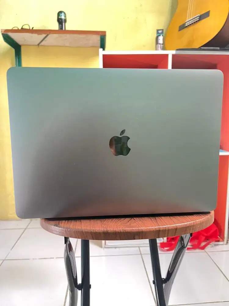 Macbook Air M1 (Bekas Seperti Baru)