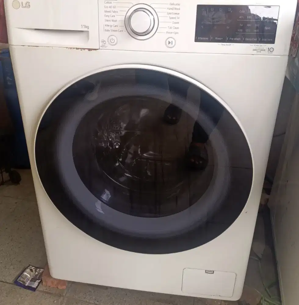 Dijual mesin cuci LG 11KG