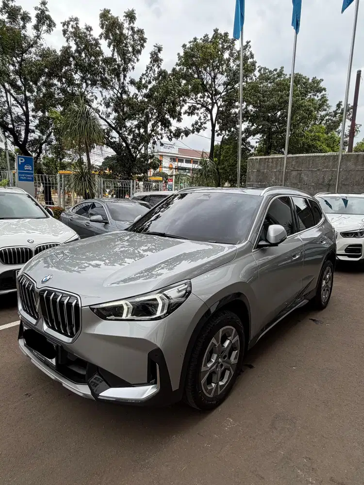 BMW X1 2023 Xline Facelift / Kilometer 8rb / Full Original / Like NEW