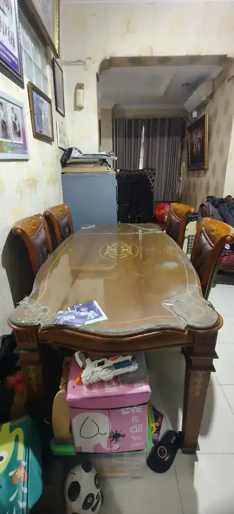 Meja makan set 6 kursi