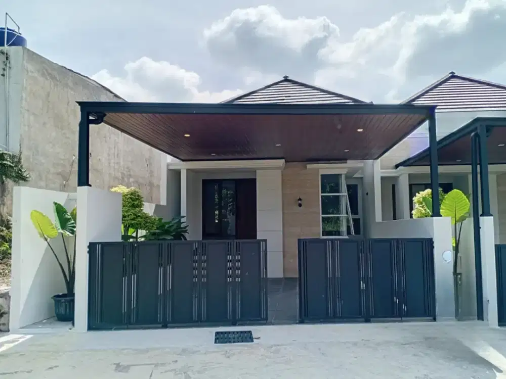 Rumah Estetik Cocok Untuk Homestay Carport 2 Mobil Daerah Jalan Kaliurang