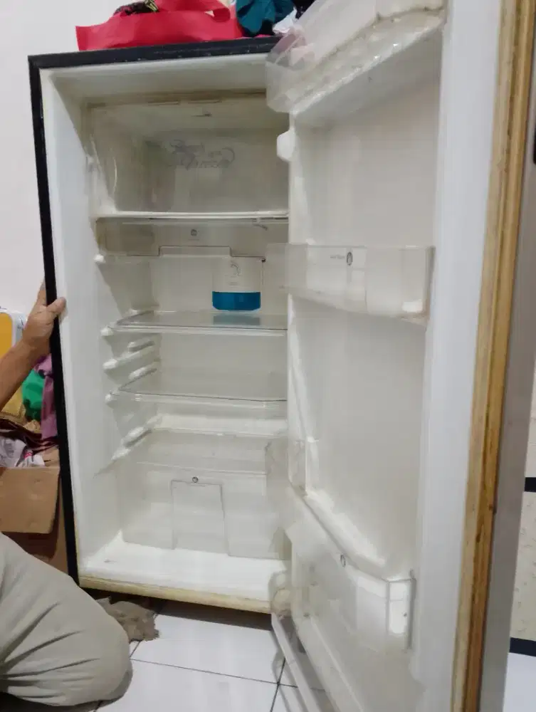 Jual kulkas merk sanken 1 pintu