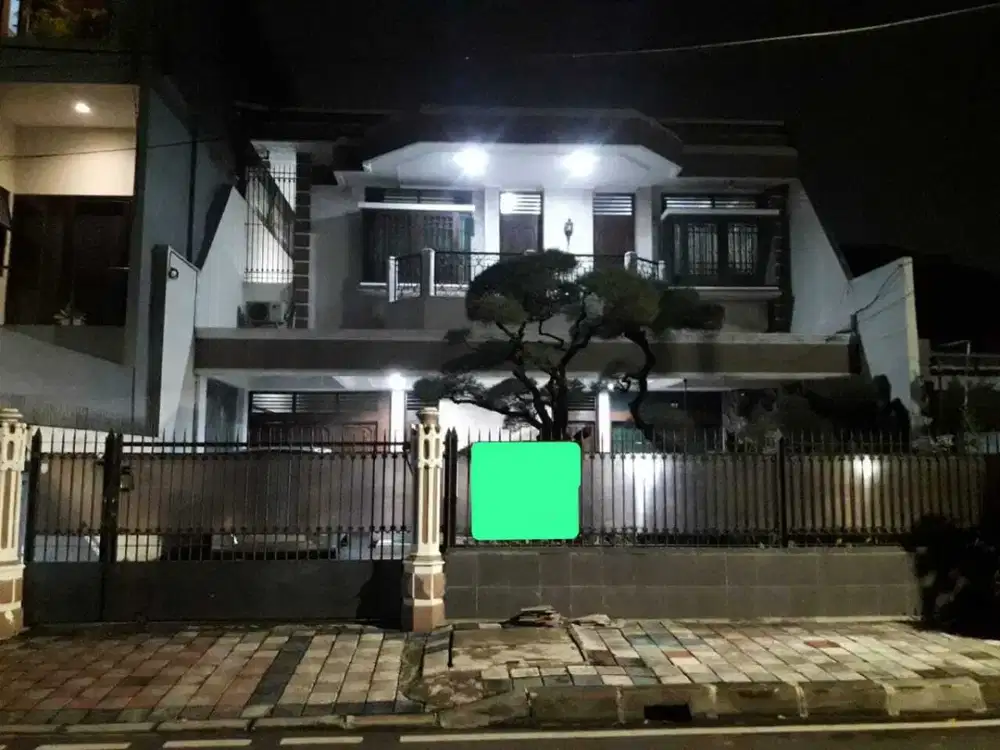 Rumah Bagus di Daerah Kramat - Jakarta Pusat