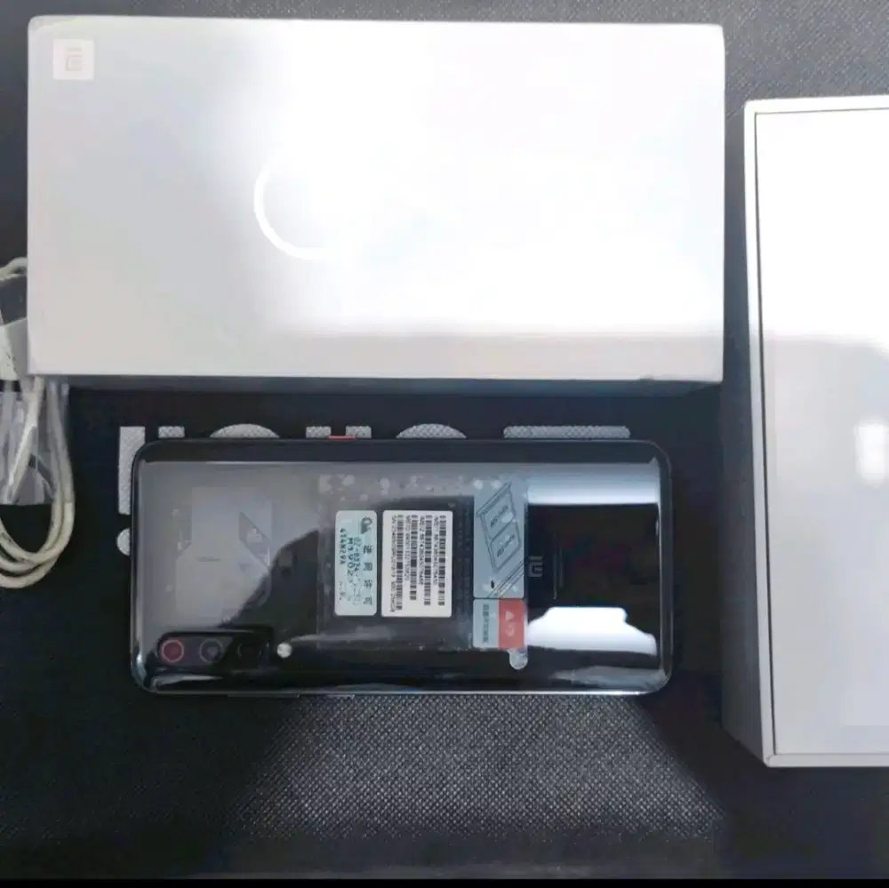 MI 9 Explorer 8/256 mulus