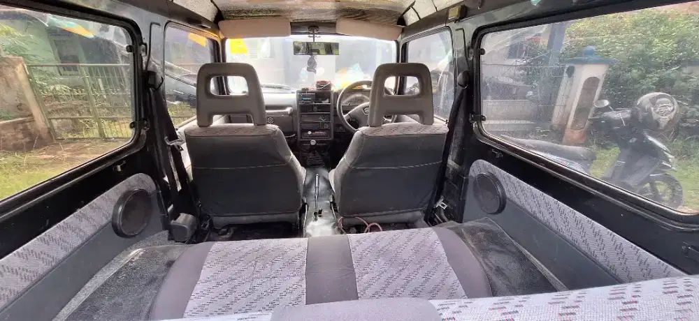 Katana 2002 manual kursi depan semua