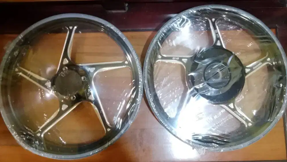 Velg motor scopy beat Vario 110