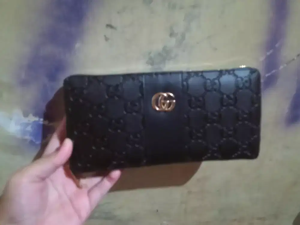 Dompet gucci hitam