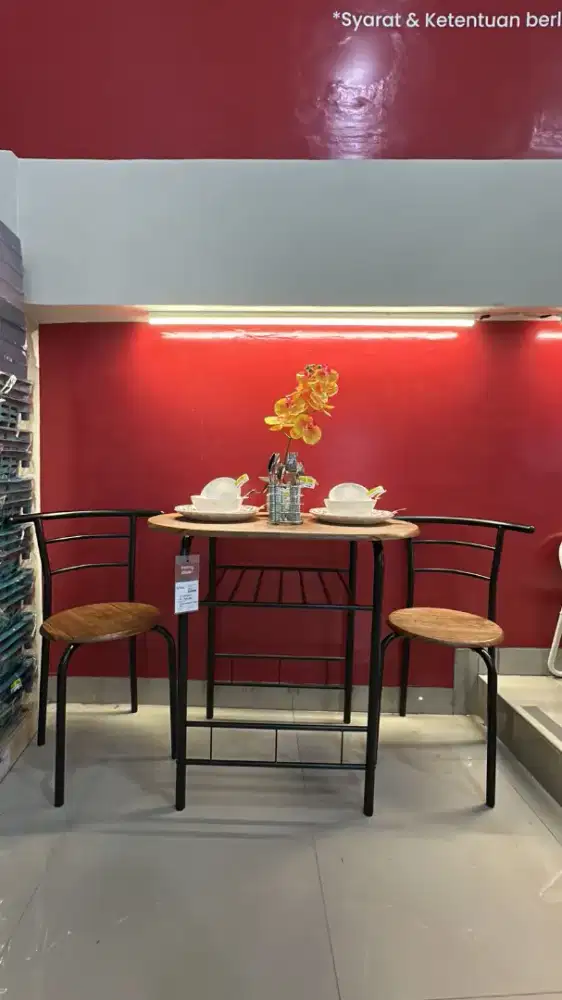Meja Makan set  & pake kursi santai