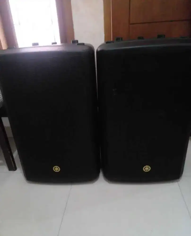 Speaker aktif baretone Max 15H 800 Watt 15 inc