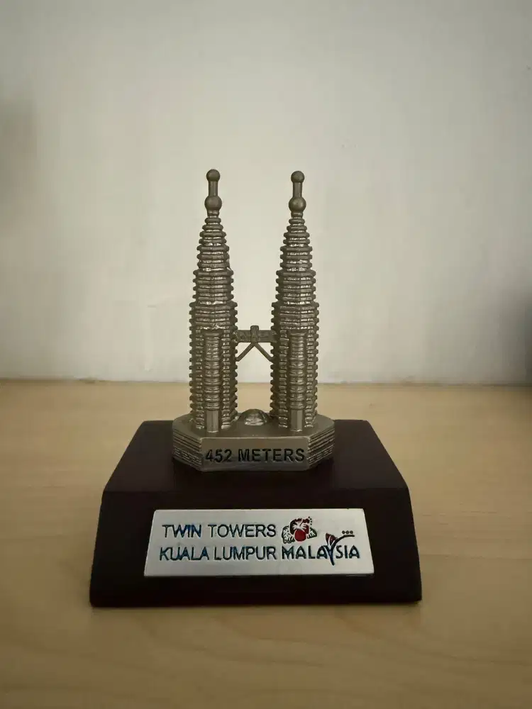 Miniatur Malaysia Twin Tower Original