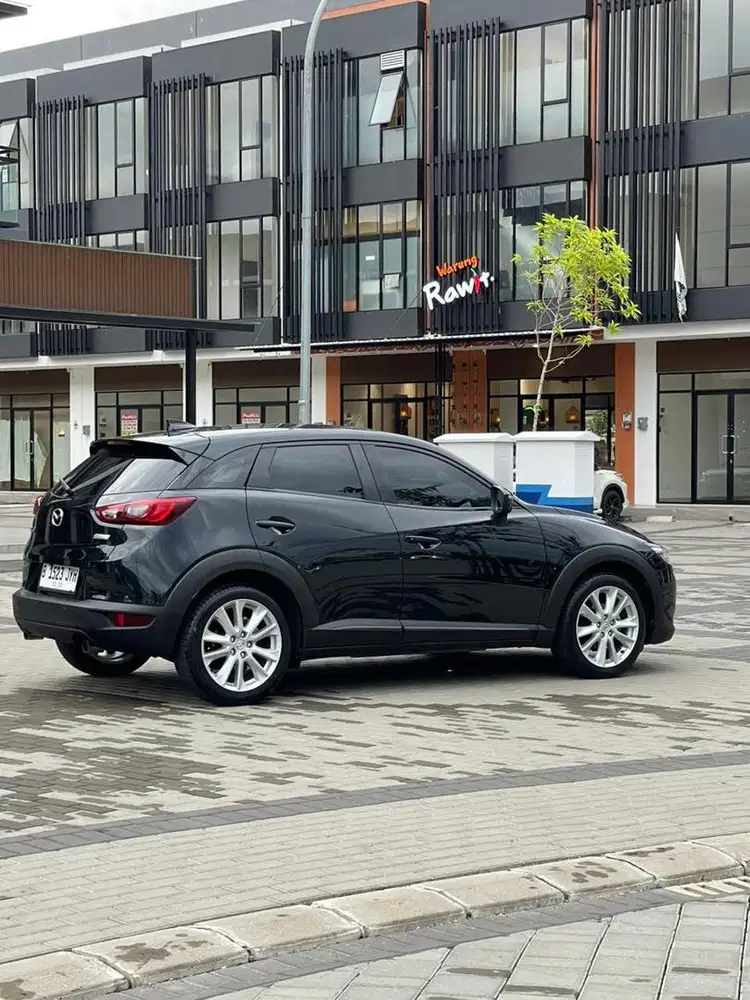 Istimewa sekali Mazda CX3 CX-3 Tipe Touring AT 2017 Hitam Metalik