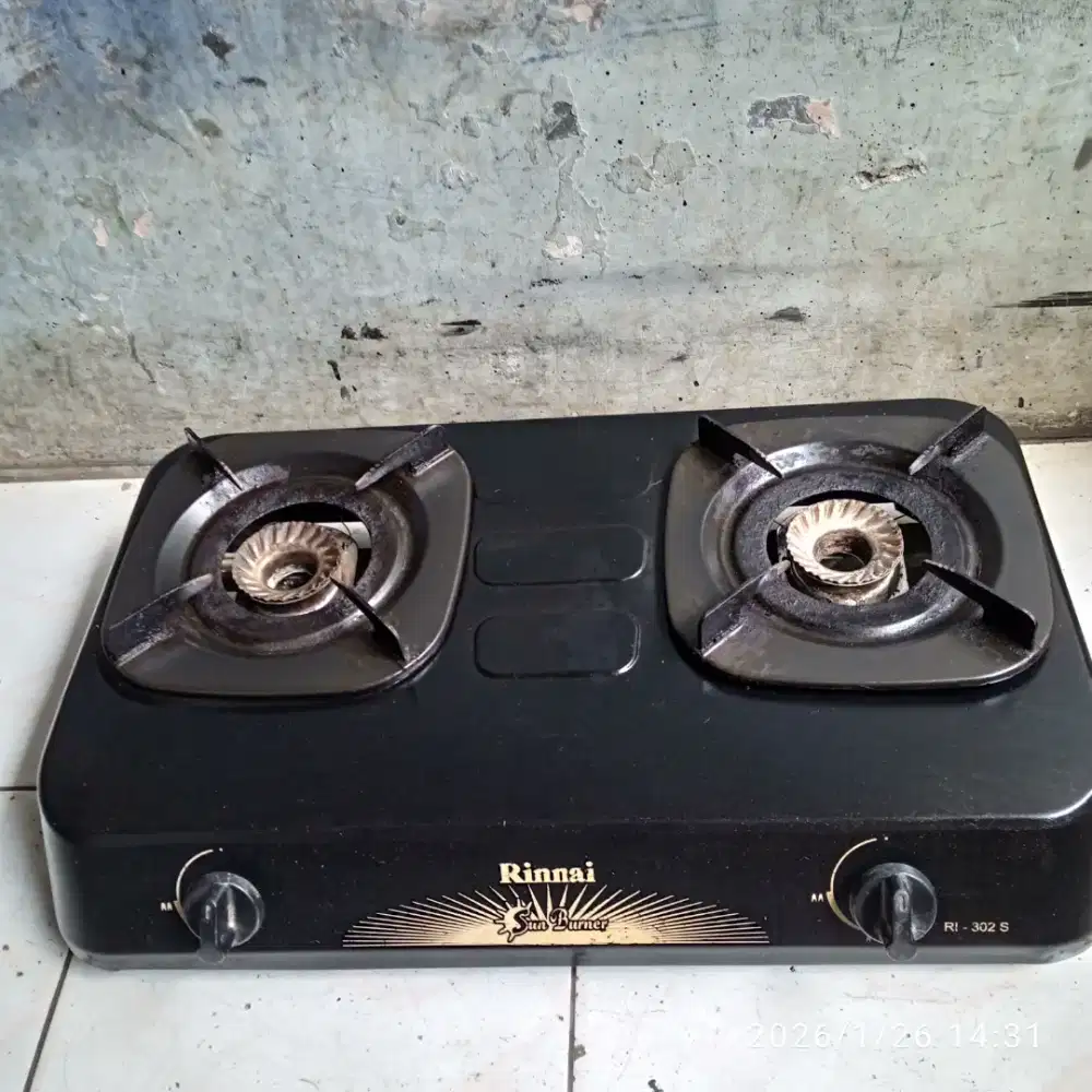 Kompor gas RINNAI 2tungku RI-302S