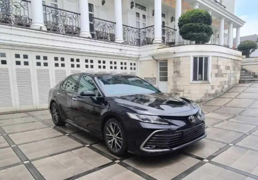 Toyota Camry 2.5 Tahun 2022, KM 43rb, Pemilik Langsung