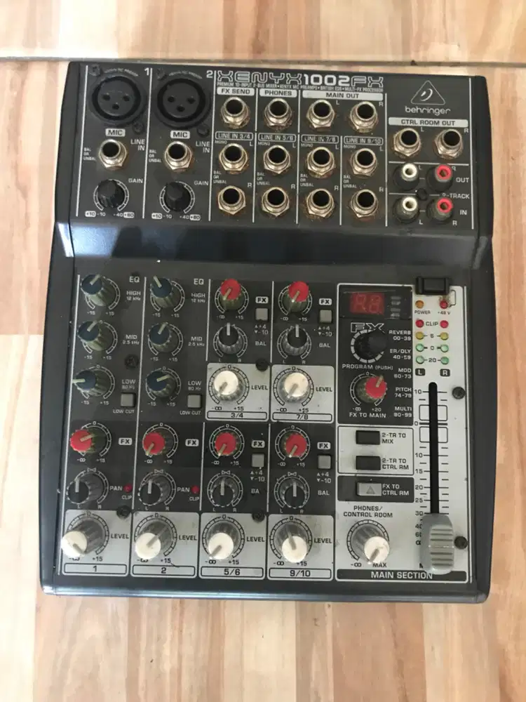 audio mixer behringer xenyx 1002 fx
