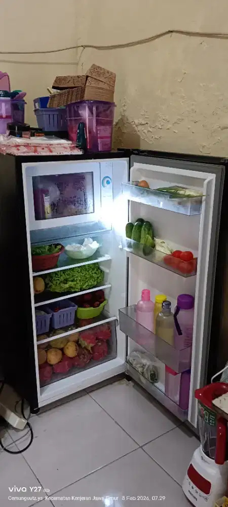 Jual kulkas milik pribadi