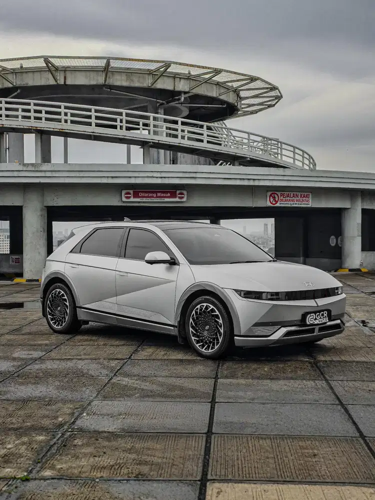 • WARANTY ON • HYUNDAI IONIQ 5 SIGNATURE LONG RANGE 2023 / 2024